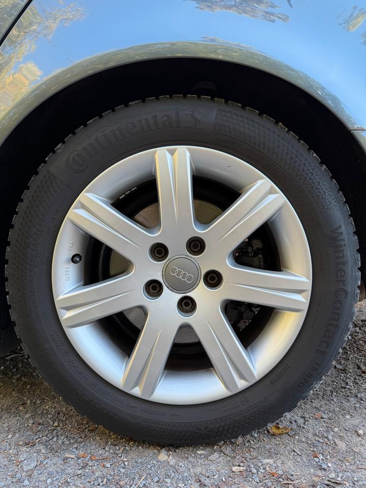 Audi A4 2007 — photo 8