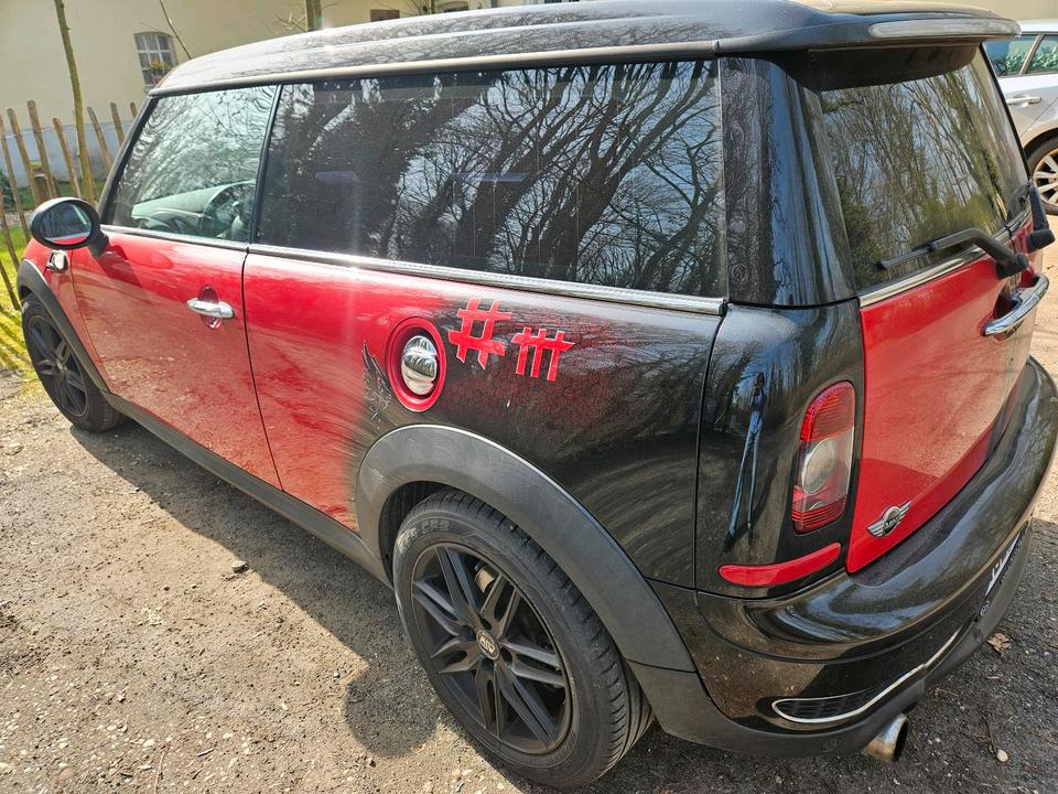 Mini Cooper 2007 — rear view