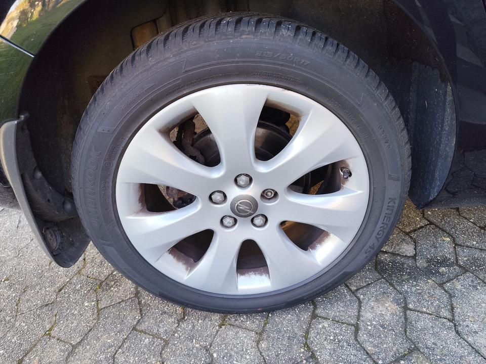 Opel Astra 2015 — photo 10