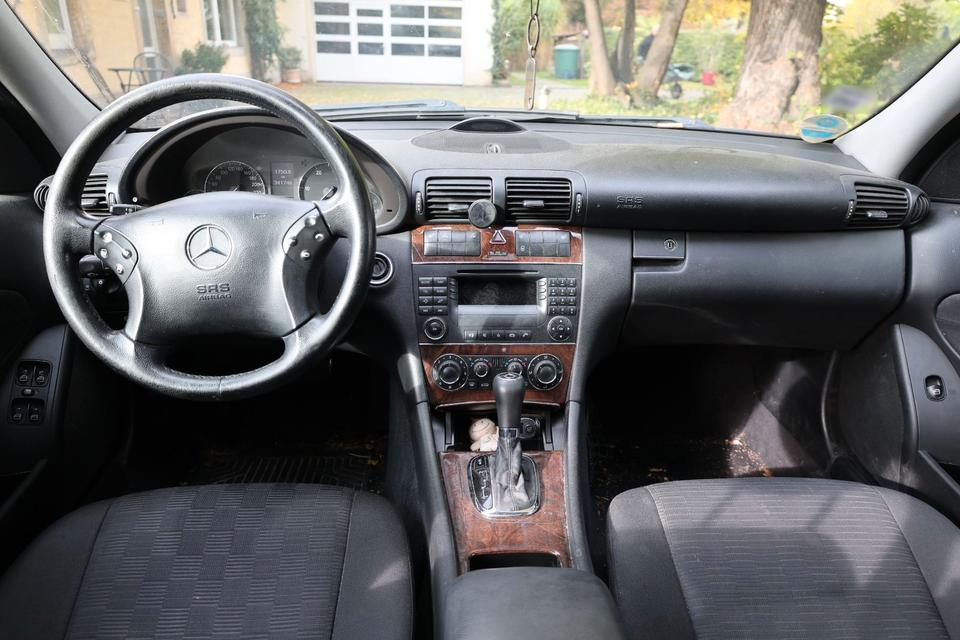 Mercedes Benz C 220 2007 — photo 12