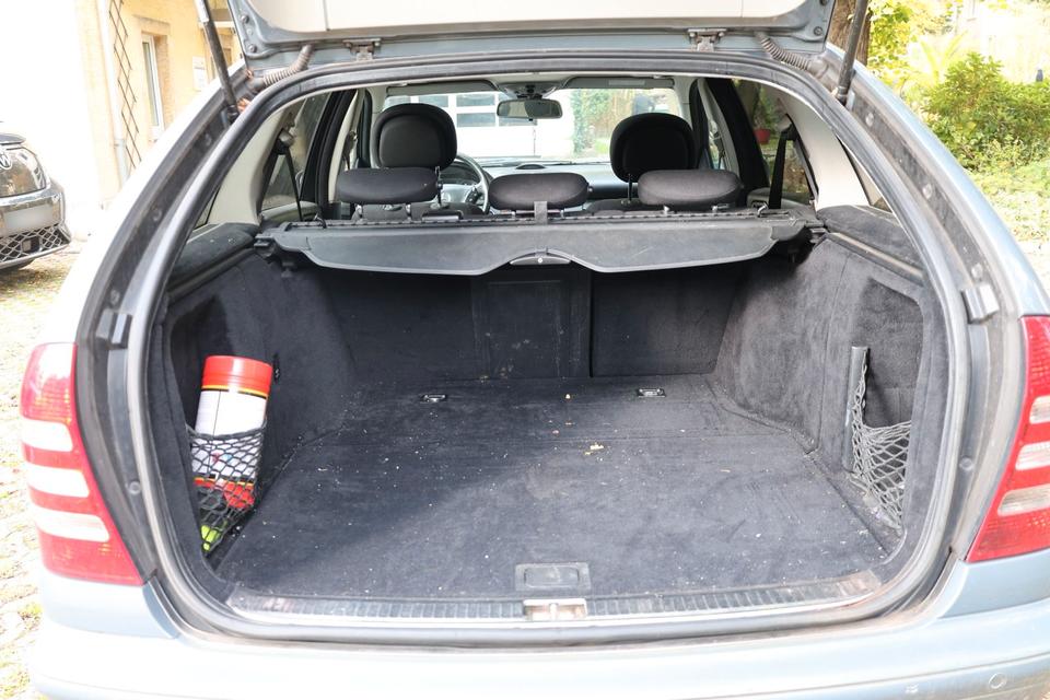 Mercedes Benz C 220 2007 — photo 15