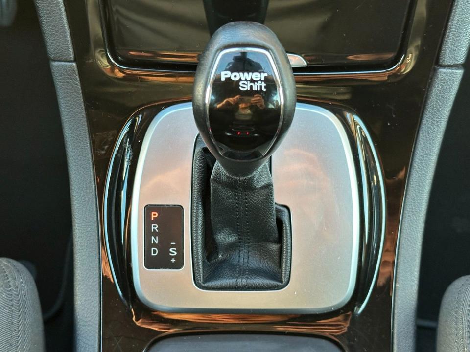 Ford S-Max 2014 — photo 18