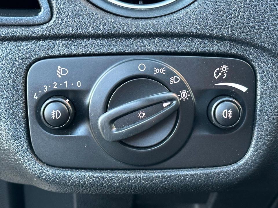 Ford S-Max 2014 — photo 37