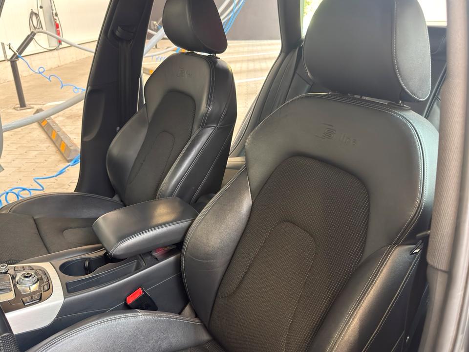 Audi A4 2013 — photo 15