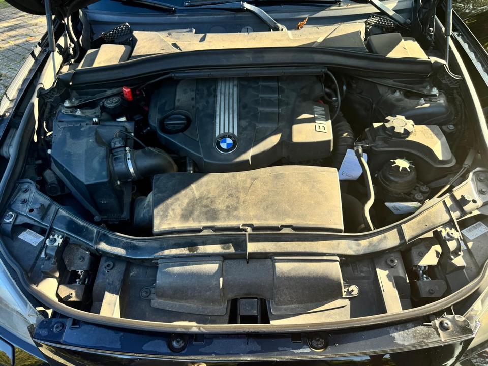 BMW X1 2011 — photo 14