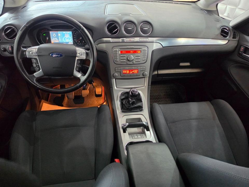 Ford S-Max 2007 — photo 11