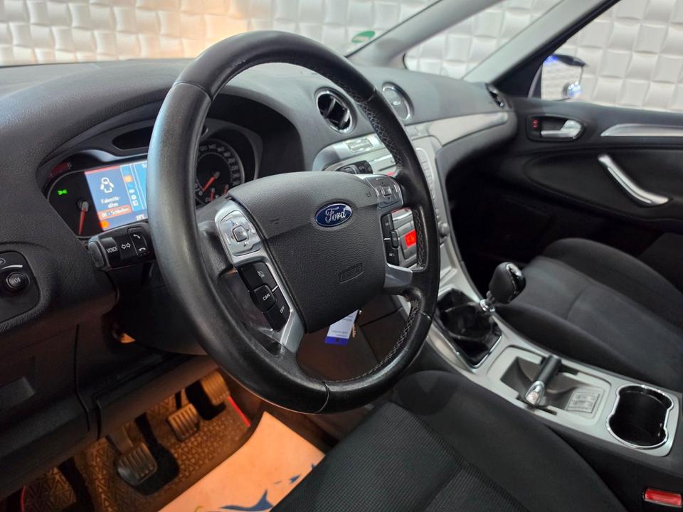Ford S-Max 2007 — photo 15