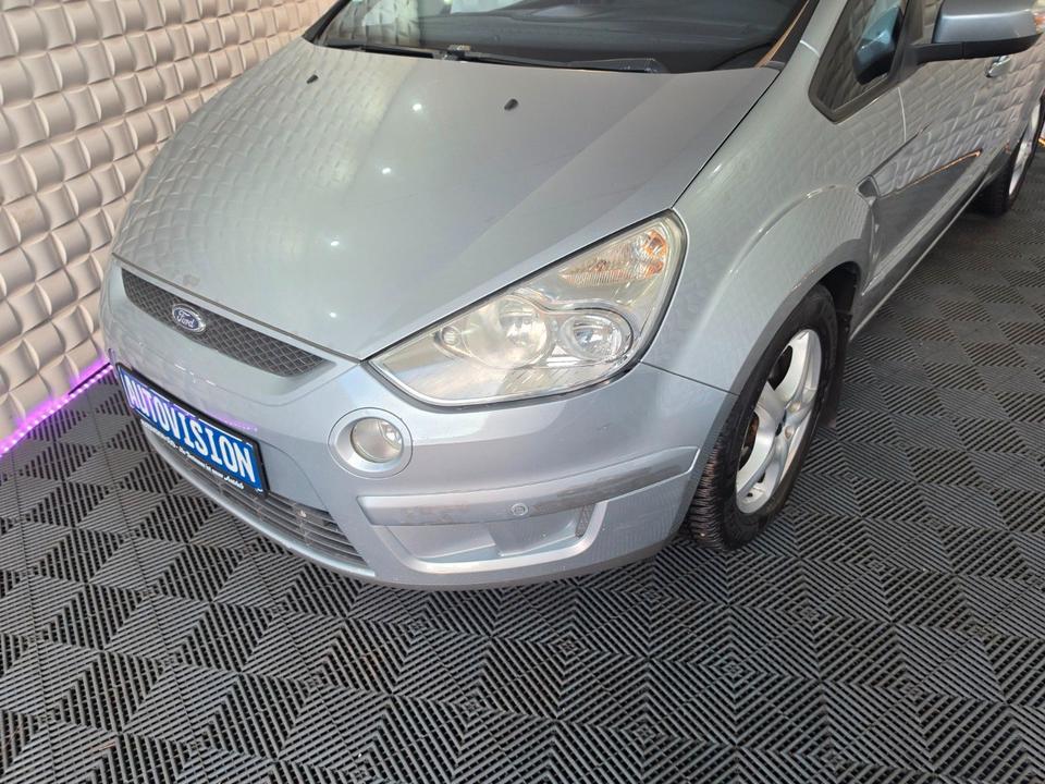 Ford S-Max 2007 — photo 17