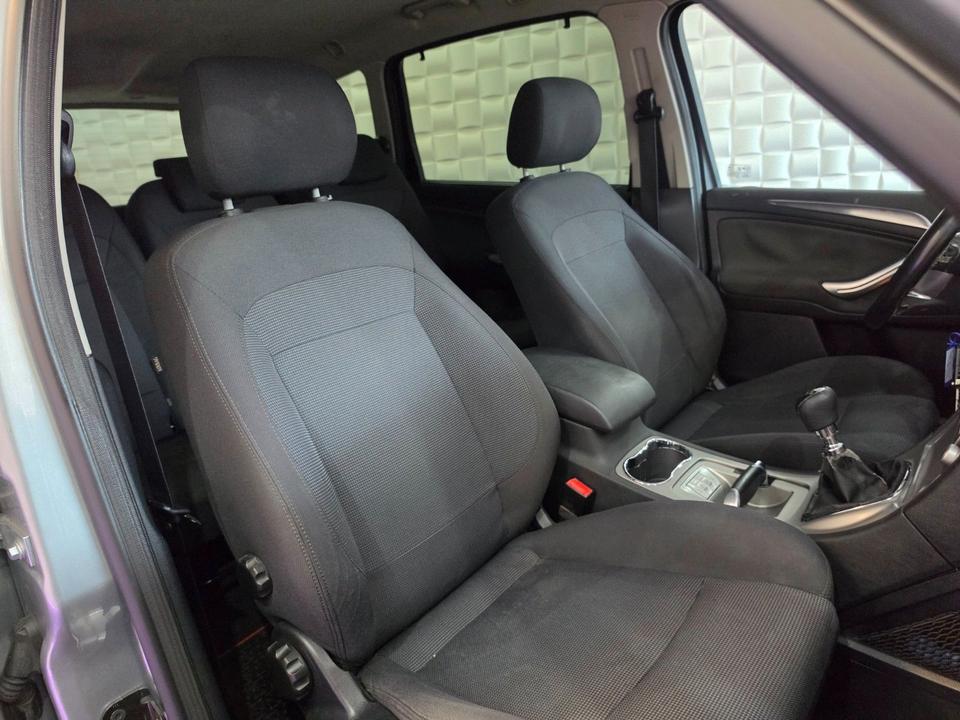 Ford S-Max 2007 — photo 19