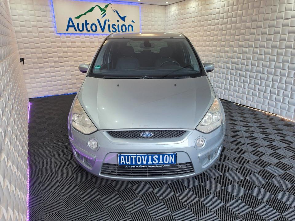 Ford S-Max 2007 — rear view