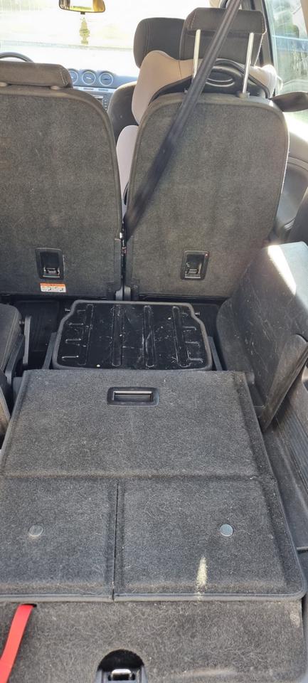 Ford S-Max 2014 — interior