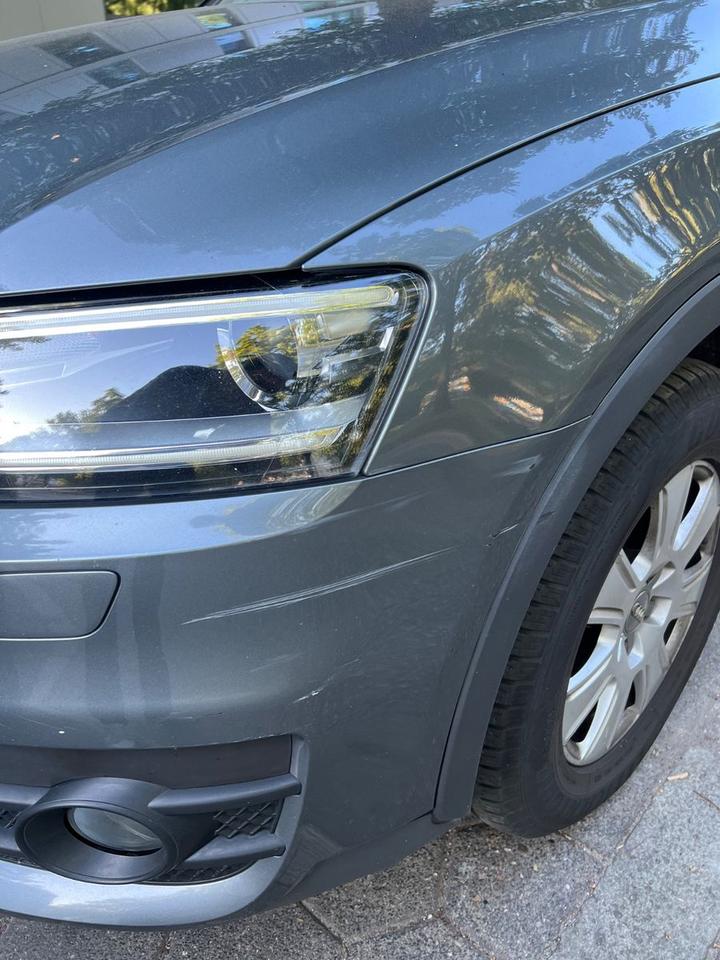 Audi Q3 2012 — photo 13
