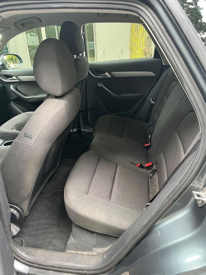 Audi Q3 2012 — photo 6