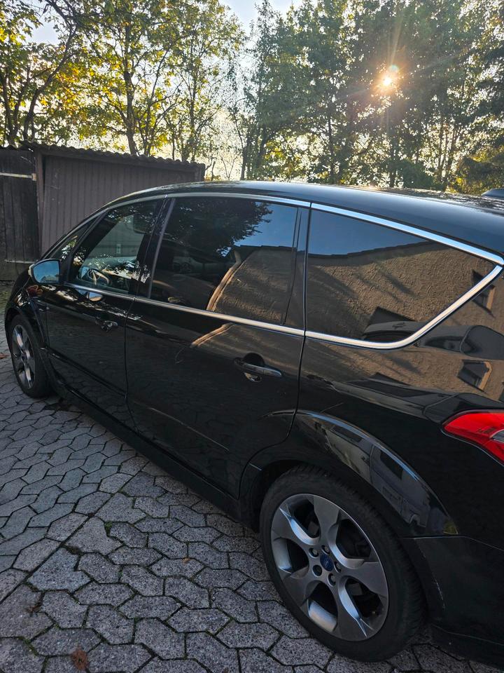 Ford S-Max 2011 — салон