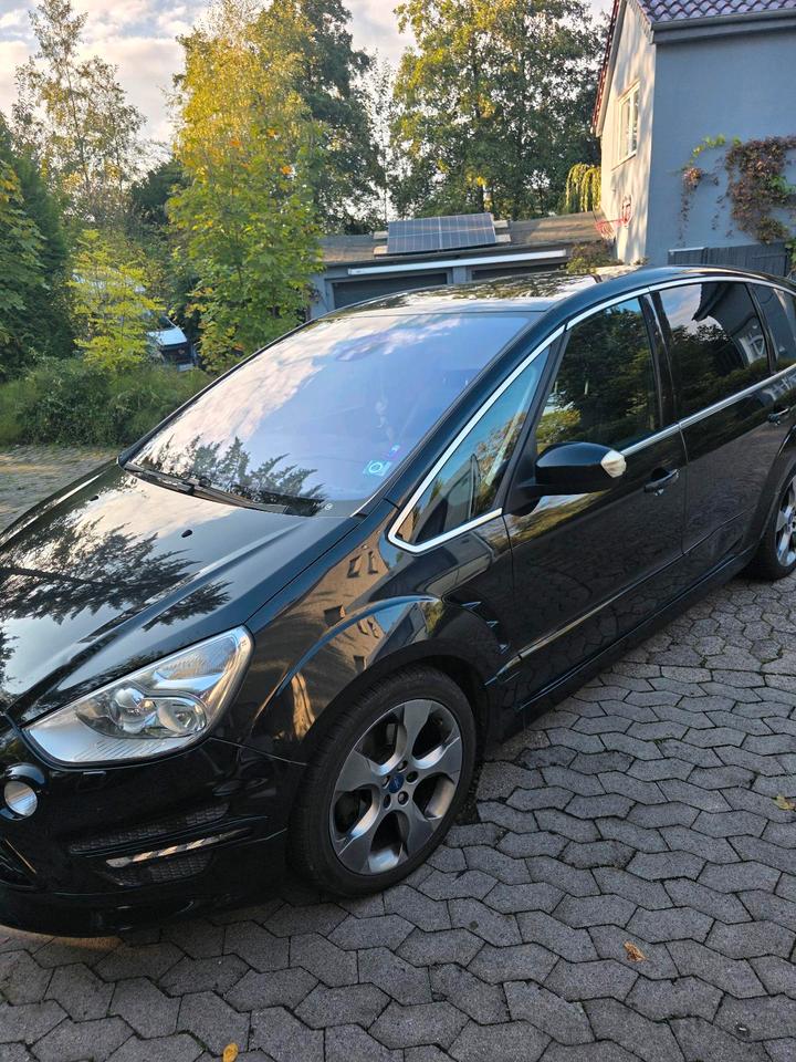Ford S-Max 2011 — двигун