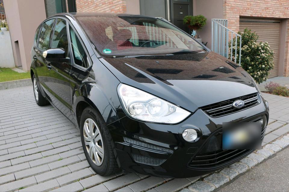 Ford S-Max 2010 — engine