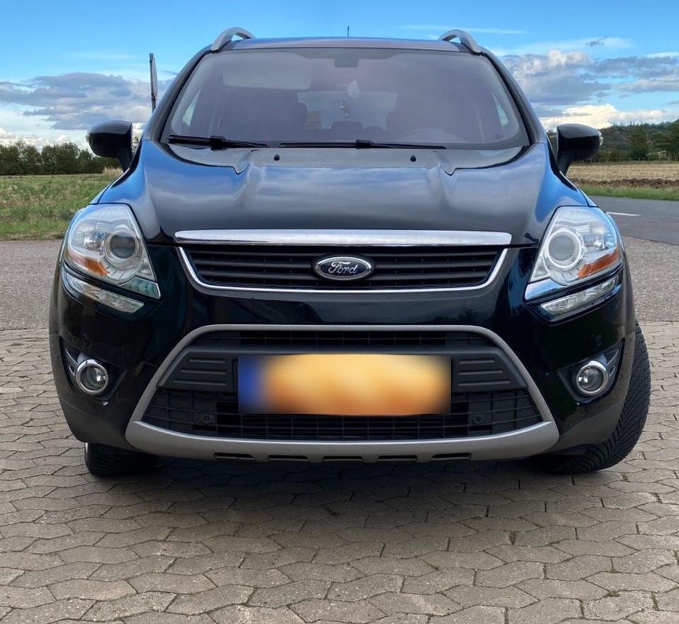 Ford Kuga 2012 — rear view