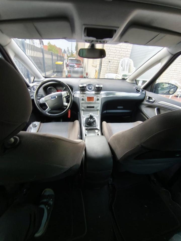 Ford S-Max 2007 — двигун