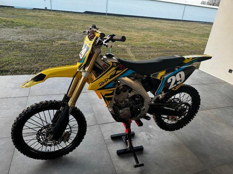 Suzuki RMZ 450 Motocross Motorrad weiß gelb schwarz Top Zustand 2013 — photo 11