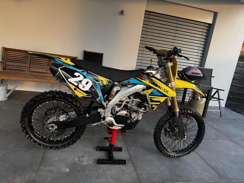 Suzuki RMZ 450 Motocross Motorrad weiß gelb schwarz Top Zustand 2013 — photo 12
