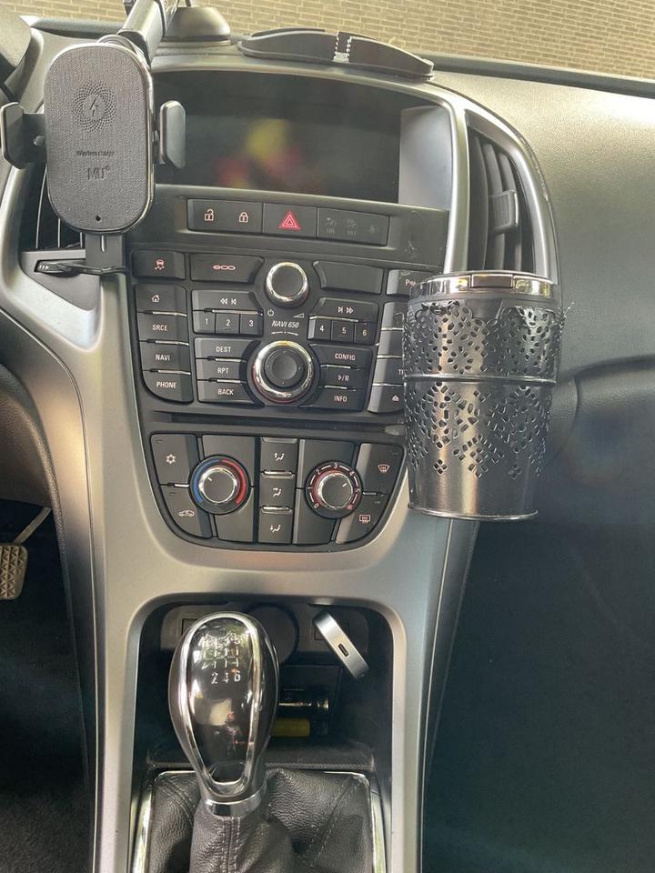 Opel Astra 2014 — photo 7
