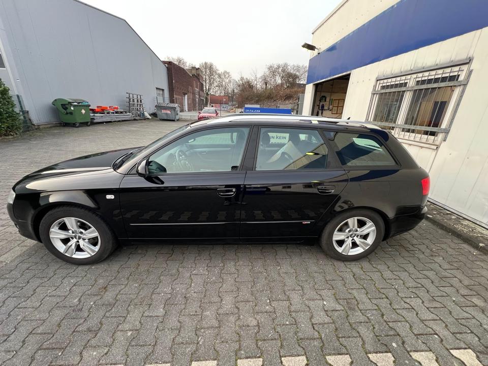 Audi A4 2007 — rear view