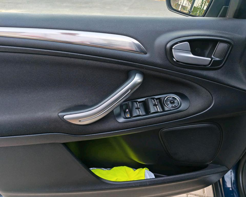 Ford S-Max 2013 — engine