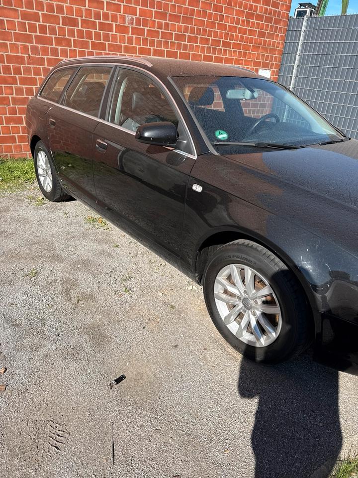 Audi A6 2005 — вигляд ззаду