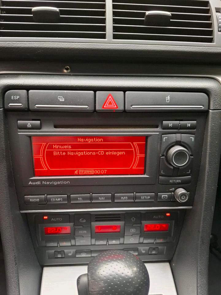 Audi A4 2007 — photo 12