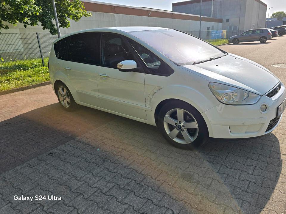 Ford S-Max, 2009