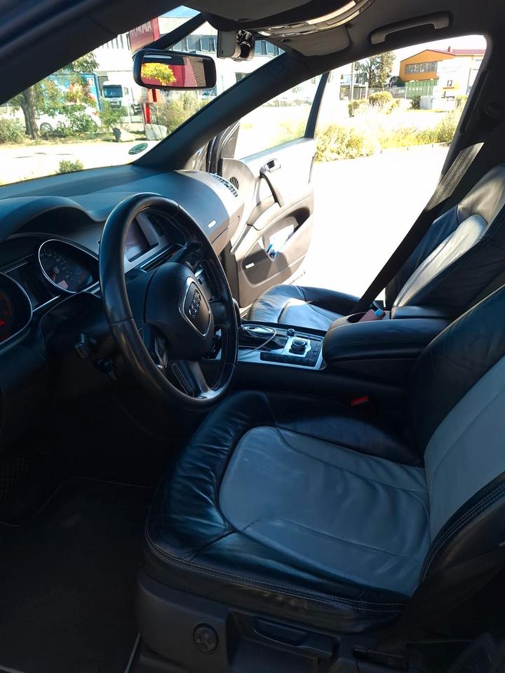 Audi Q7 2007 — photo 12
