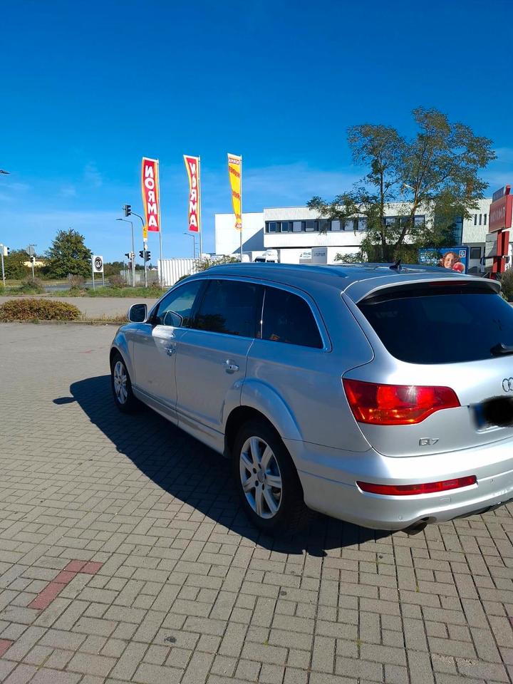 Audi Q7 2007 — engine