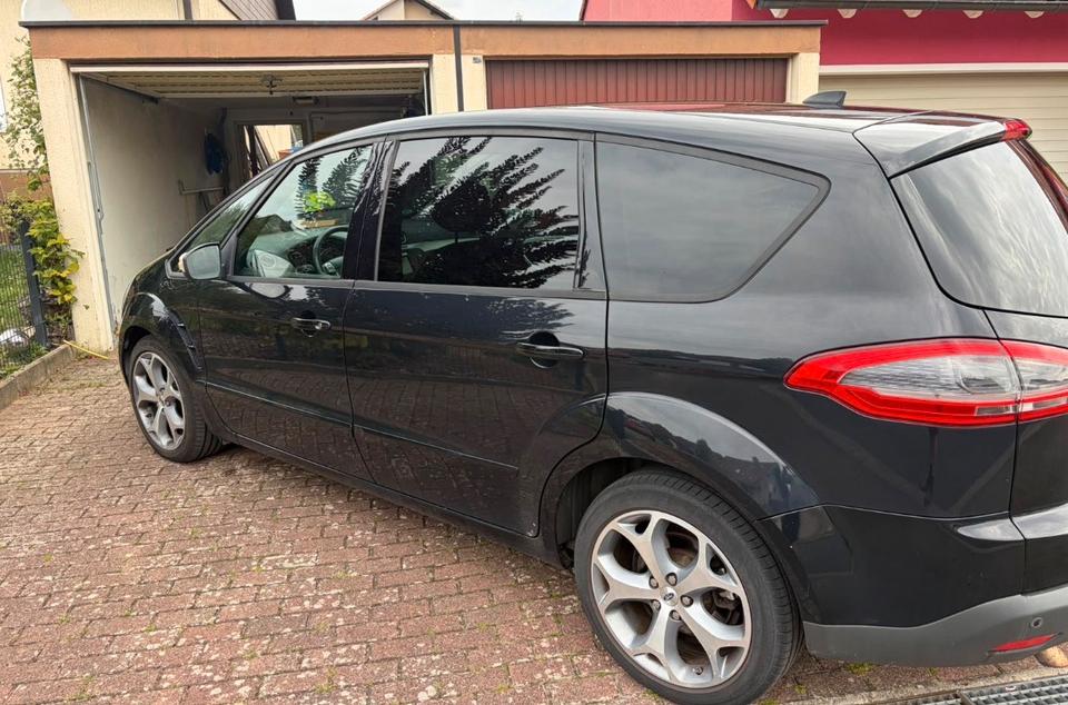 Ford S-Max 2014 — engine