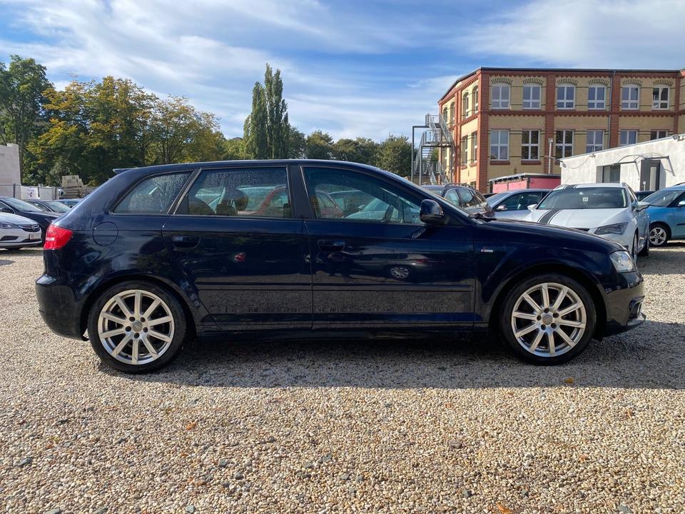 Audi A3 2010 — photo 11