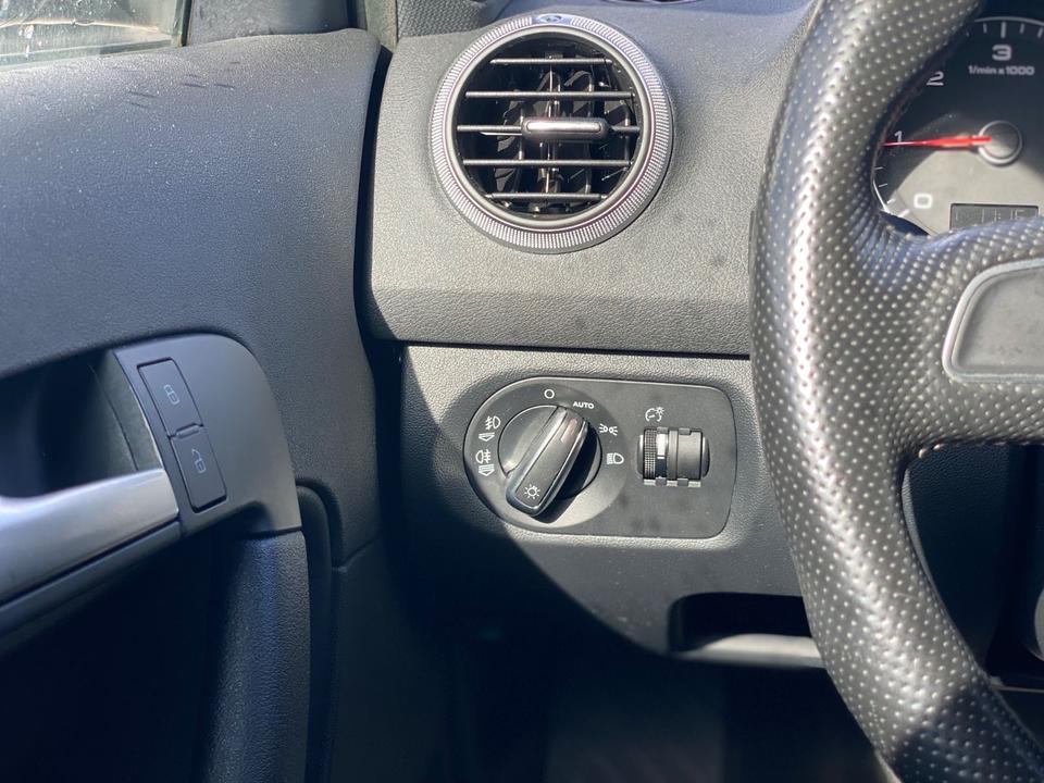 Audi A3 2010 — photo 26