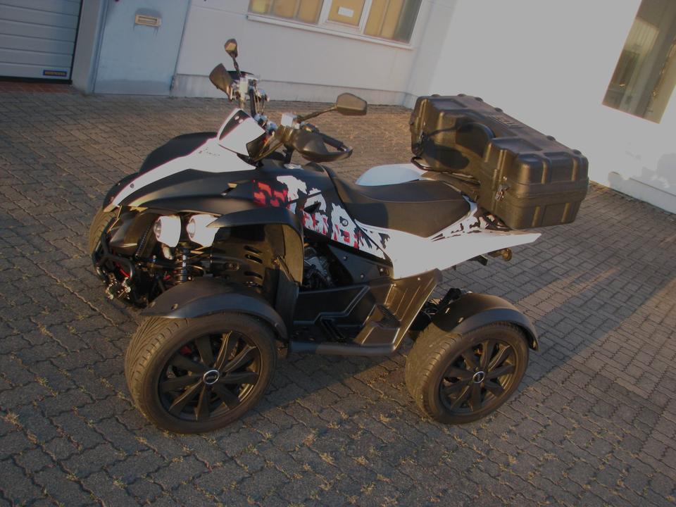  TGB Gunner 550 Quad mit Automatik und LOF - Zulassung 2011 — rear view