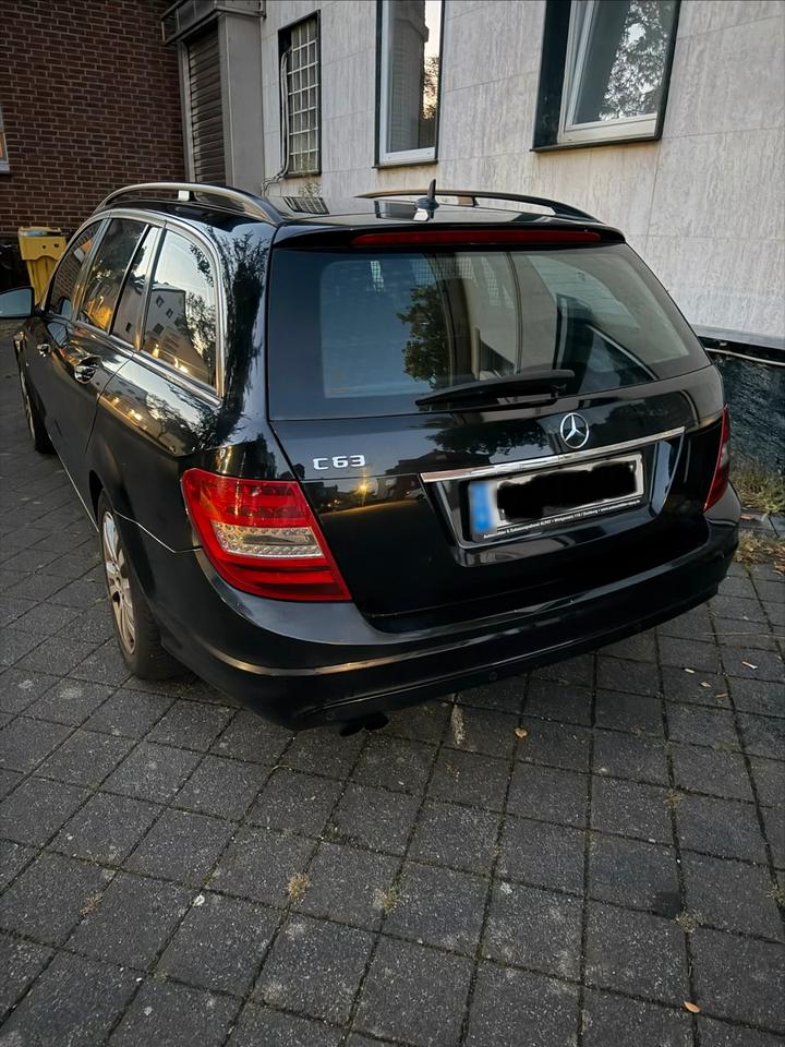 Mercedes Benz C 180 2011 — photo 13