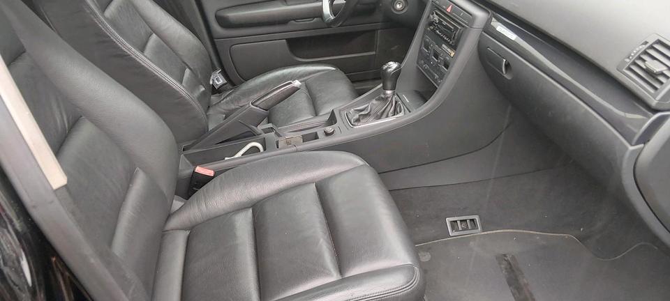 Audi A4 2005 — photo 6