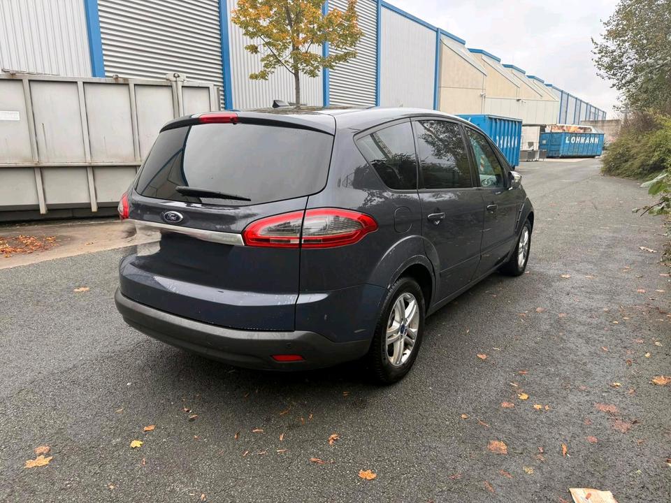 Ford S-Max 2014 — interior