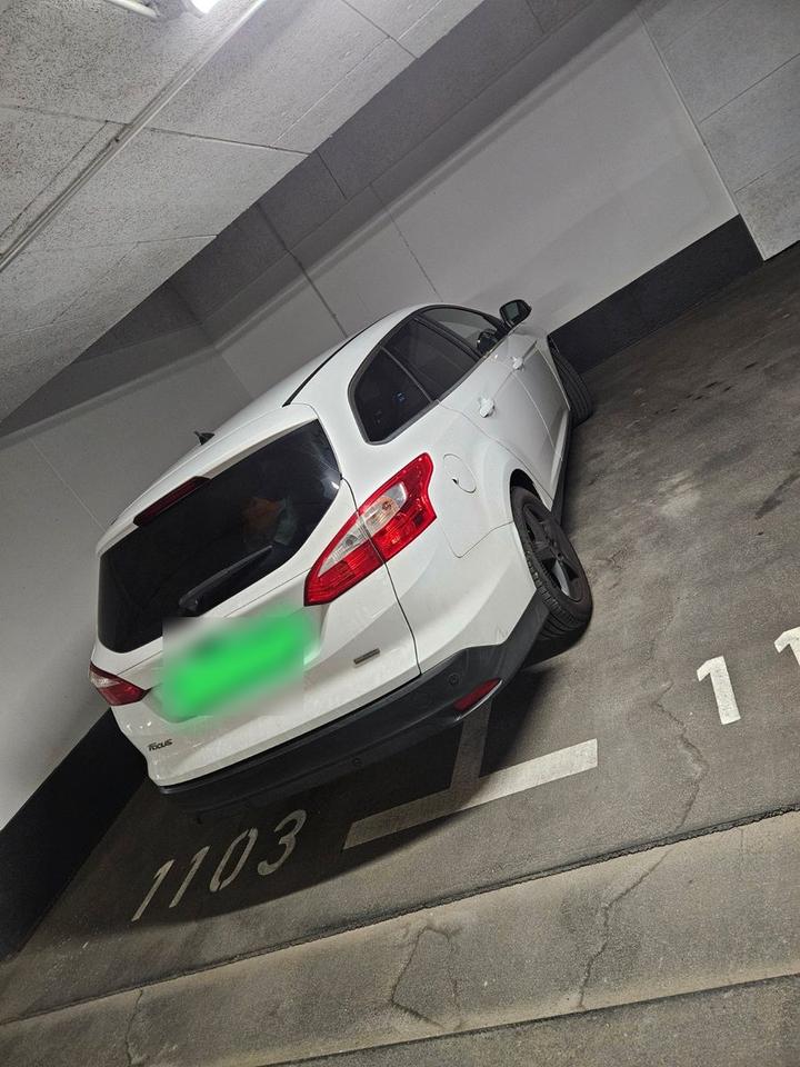 Ford Focus 2013 — салон