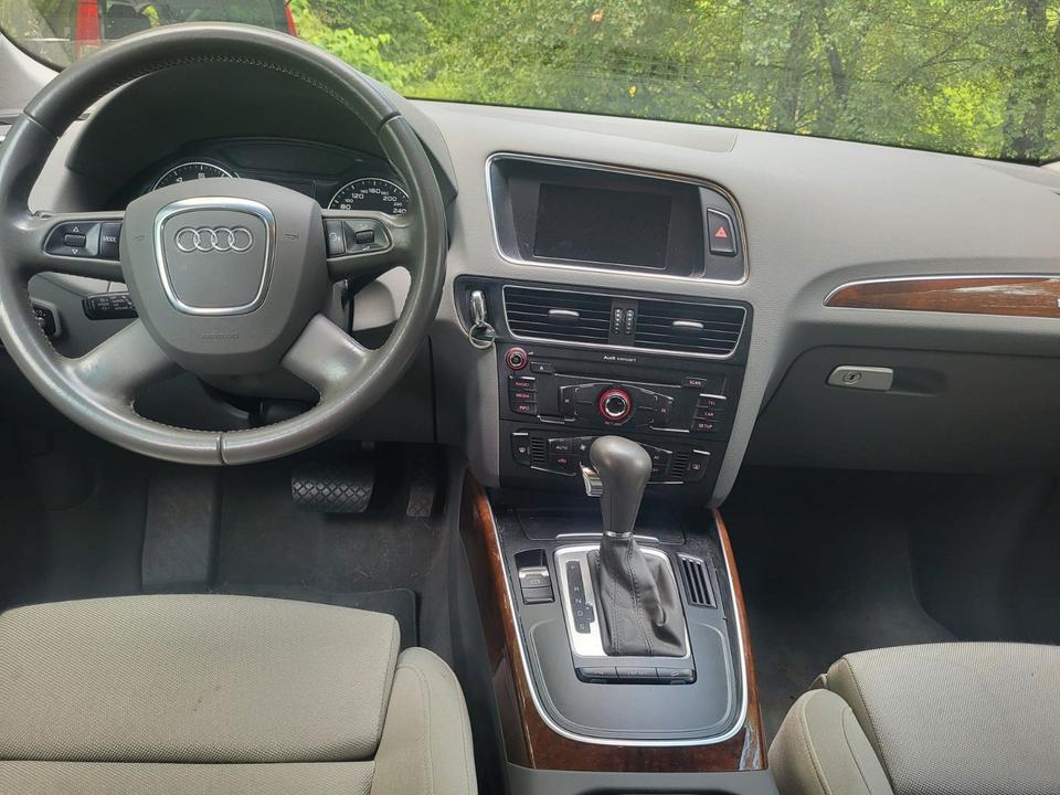Audi Q5 2009 — photo 5