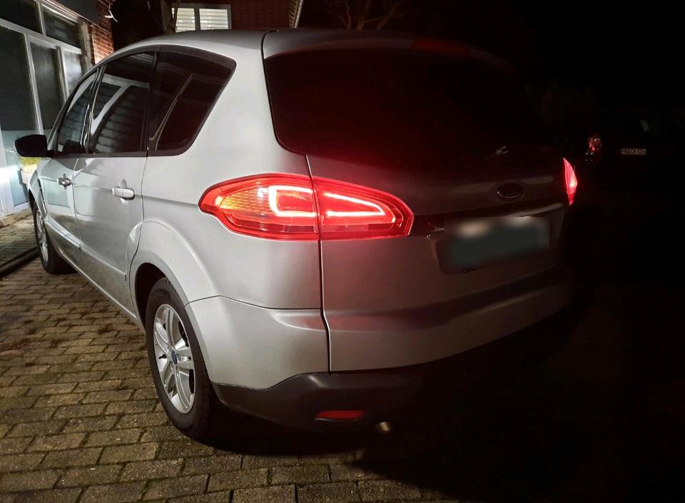 Ford S-Max 2011 — engine