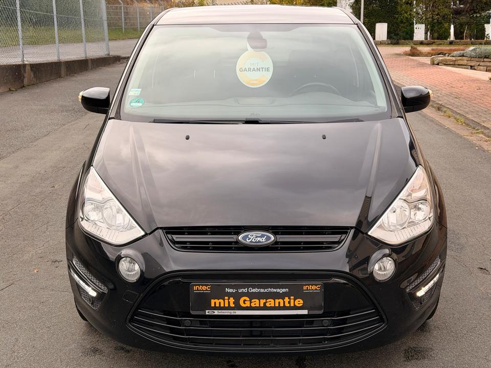 Ford S-Max 2012 — rear view