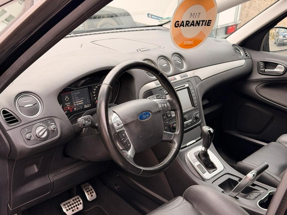 Ford S-Max 2012 — photo 7