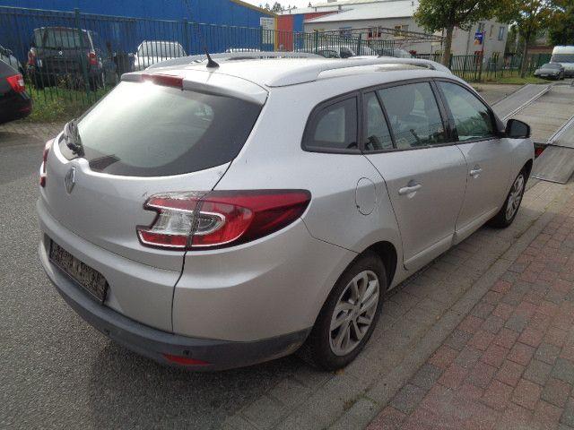 Renault Megane 2014 — interior