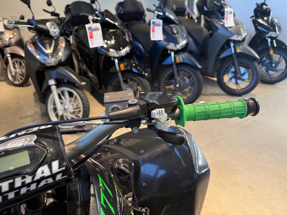 Kawasaki KFX 450R, Sportauspuff, Handyhalterung 2010 — photo 8