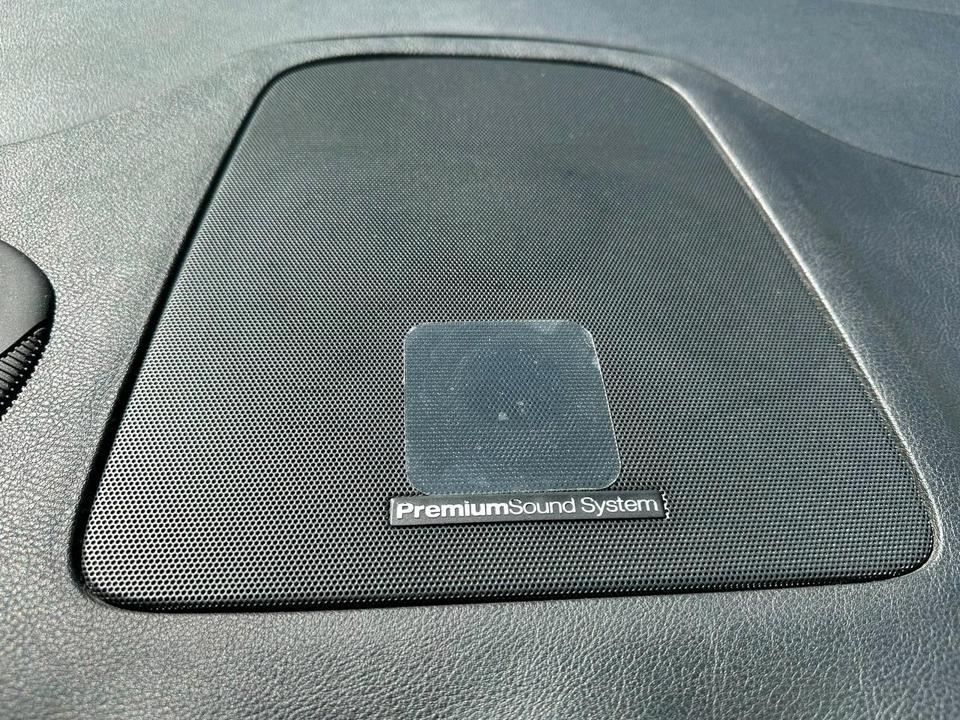 Ford S-Max 2011 — photo 14