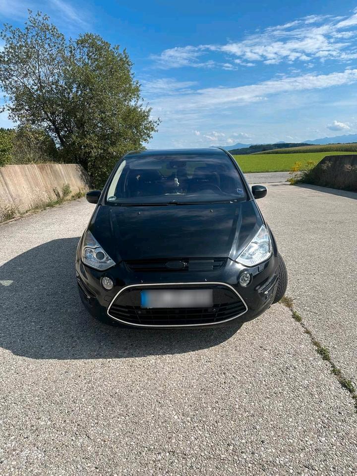 Ford S-Max 2011 — photo 8