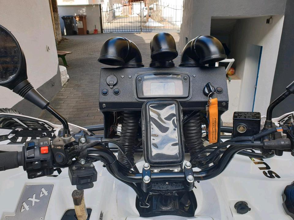 Suzuki kingQuad 750 ccm 2011 — engine 750 ccm