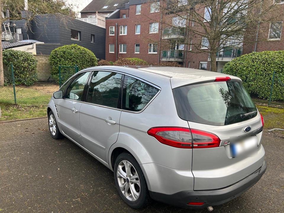 Ford S-Max 2010 — engine
